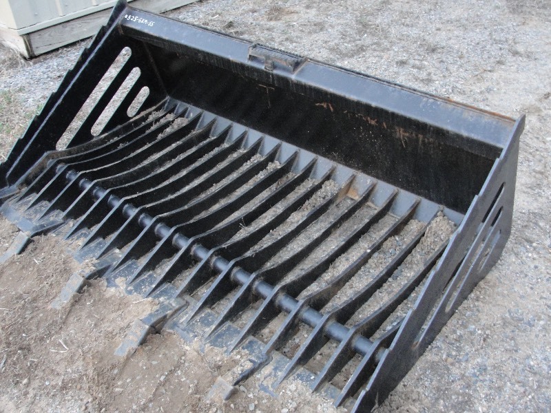 Unused 66 Rock Bucket with teeth