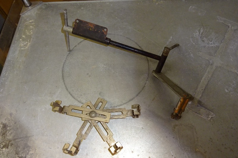 Carb holder and carb vise rotator