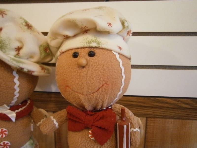 2 Ginger Bread Dolls wstand