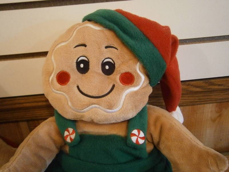 2 Christmas Ginger Bread Dolls