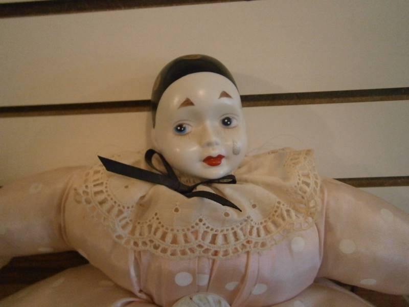 Porcelain Clown FigurineDoll