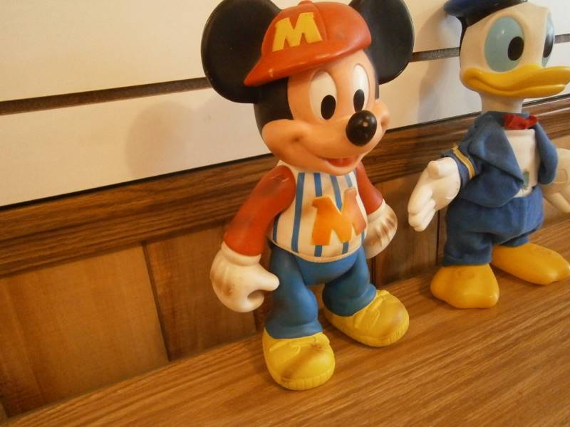 Micky Mouse & Donald Duck Figures