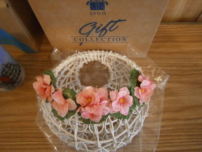 Avon Decorations
