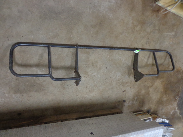 lot 13 image: Grill Guard
