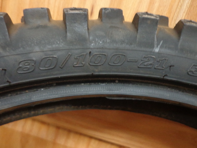 lot 44 image: Dunlop Sports D739 FA Tire