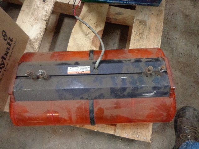 lot 52 image: Orange Light Bar For Construction Truck