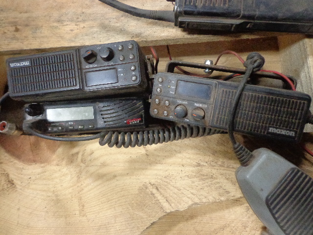 lot 53 image: Maxon & Uniden CBs And Walkie Talkies