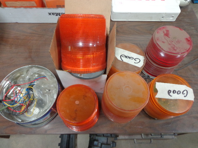 lot 71 image: Strobe Lights & Wiring