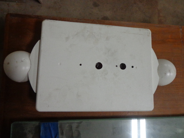 lot 85 image: Exit Sign