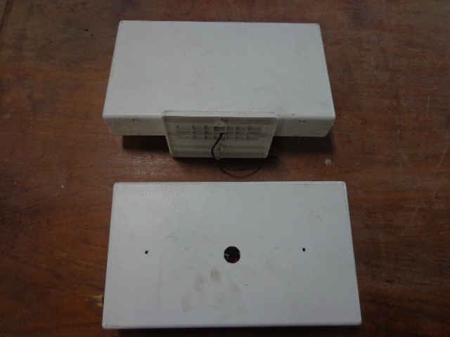 lot 90 image: 2 Exit Signs