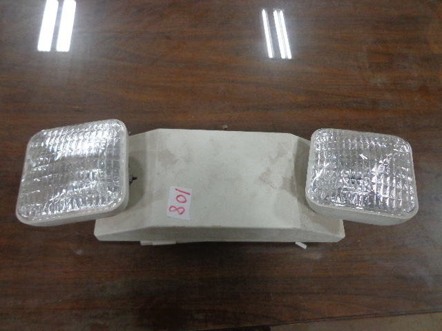lot 108 image: Flood lights