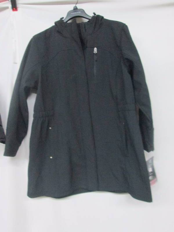 lot 11 image: CB Sports Misses Long Softshell Jacket System