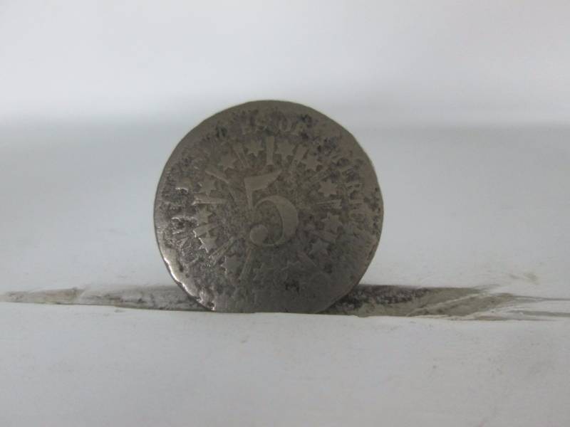 lot 15 image: Undated Shield Nickel