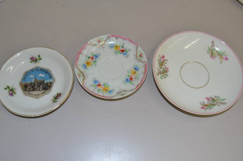 lot 15 image: Misc Dishes