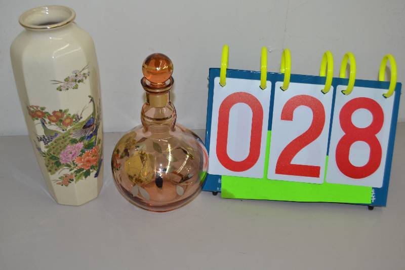 lot 28 image: Vintage Misc