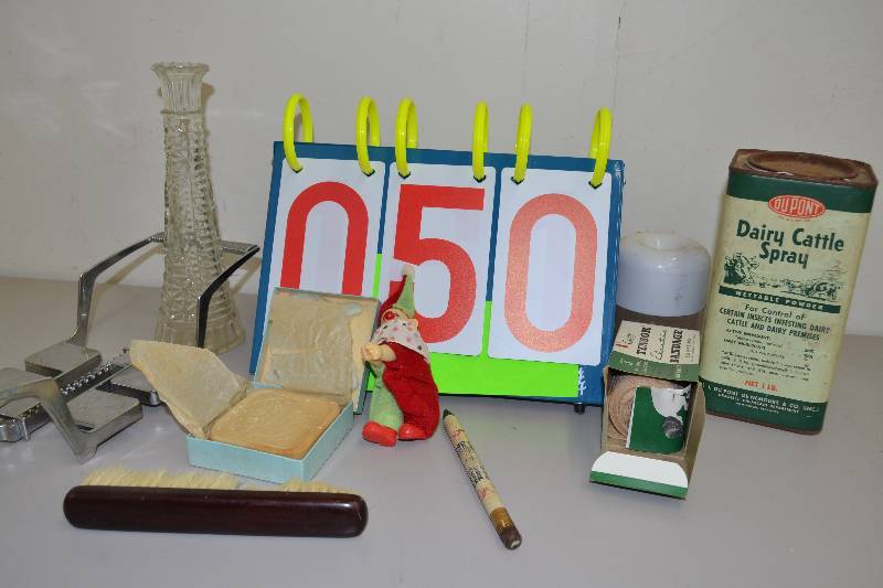 lot 50 image: Misc items