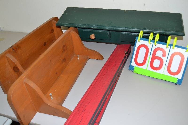 lot 60 image: Shelves