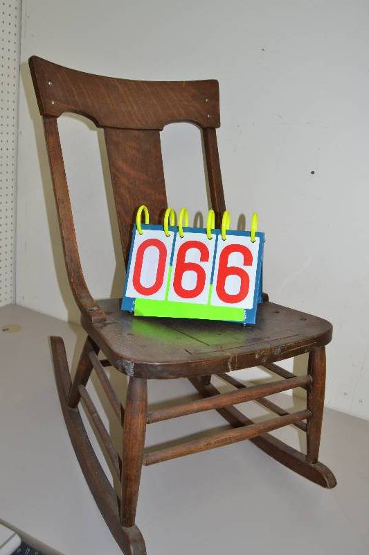 lot 66 image: Rocking Chair