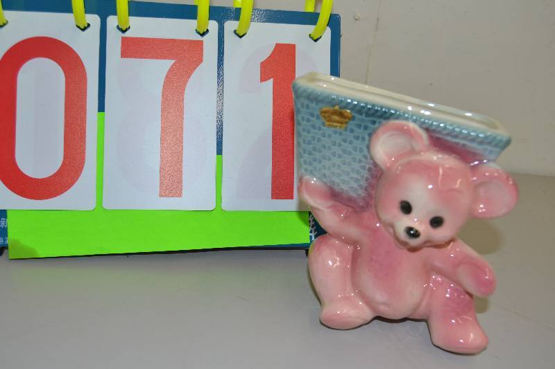 lot 71 image: Royal Copley