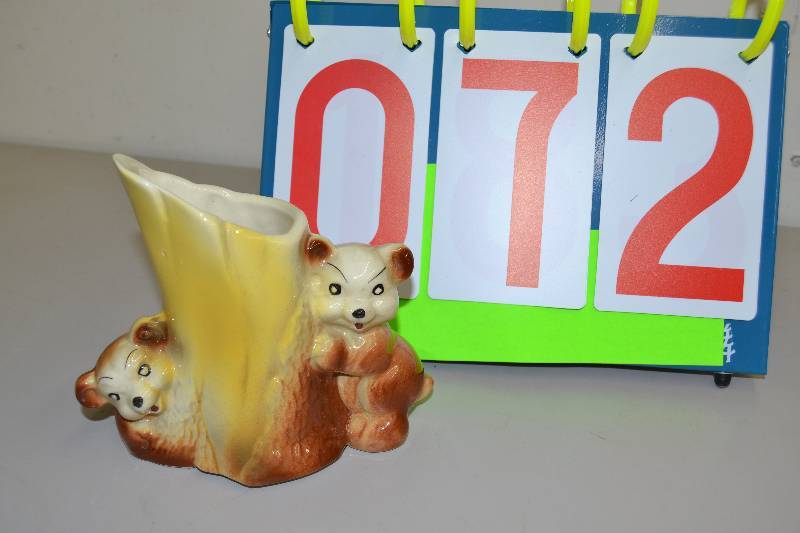 lot 72 image: Royal Copley