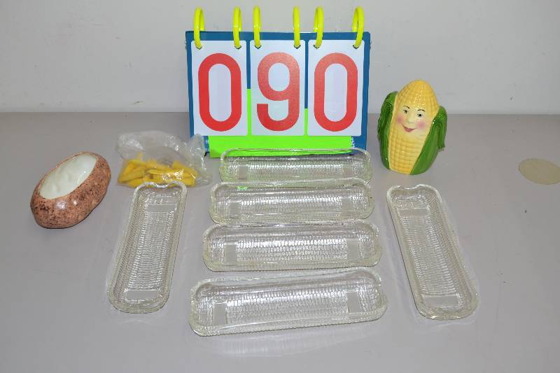 lot 90 image: Corn on the Cob items