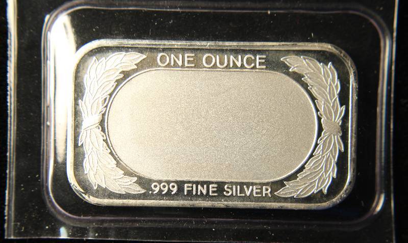 1 TROY OZ. .999 FINE SILVER BAR FLAG DESIGN SEALED IN PLASTIC