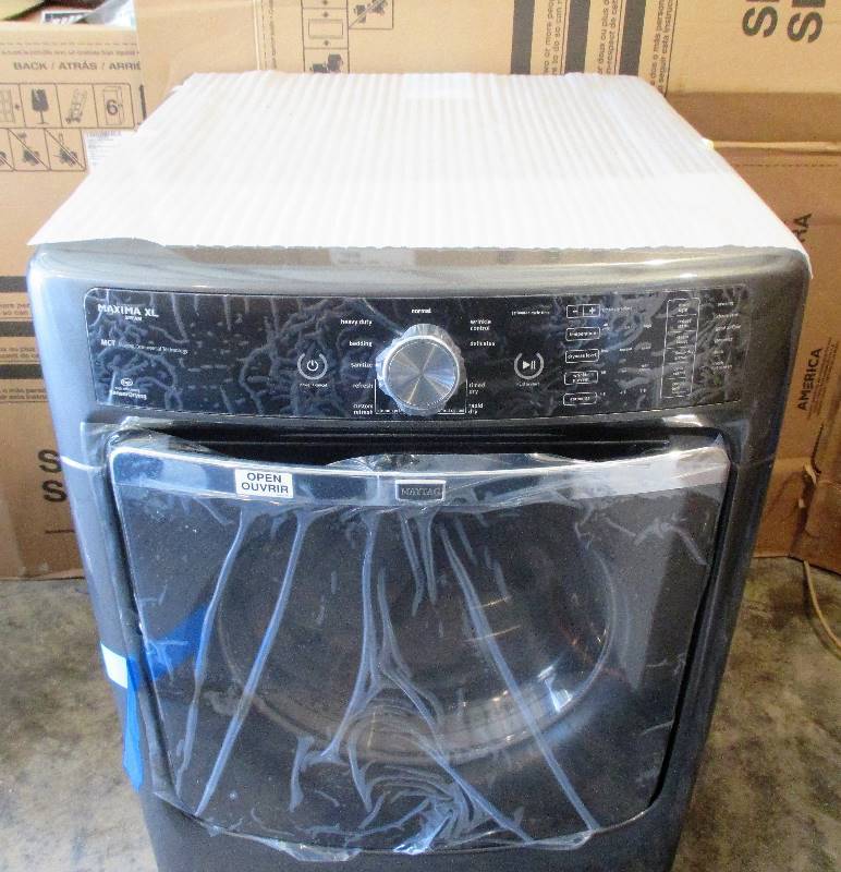 lot 9 image: Maytag Maxima XL