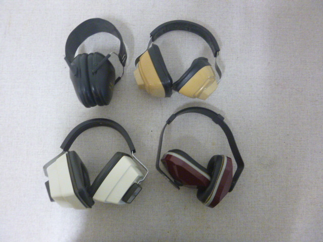 lot 16 image: 4 Ear Muffs