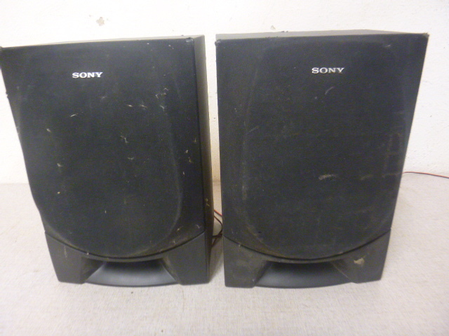 lot 44 image: 2 Sony Speakers