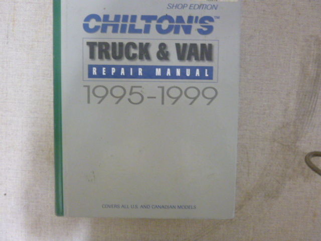 lot 110 image: Chiltons Truck & Van Repair Manual