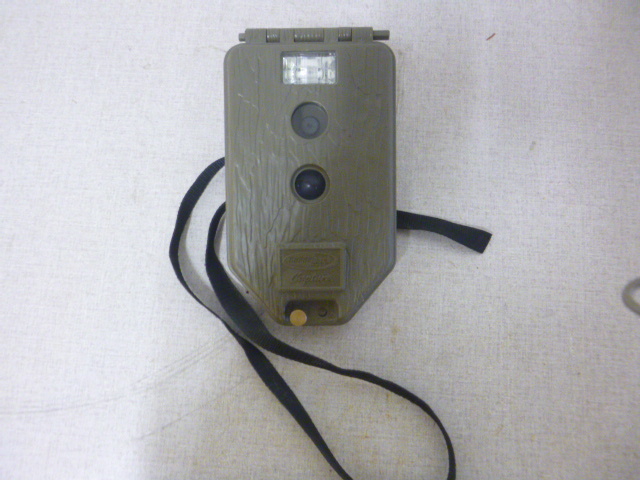 lot 113 image: Cuddle Back Capture Digital Trail Camera