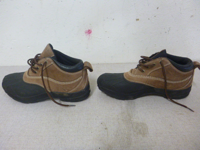 lot 123 image: LL Bean Boots