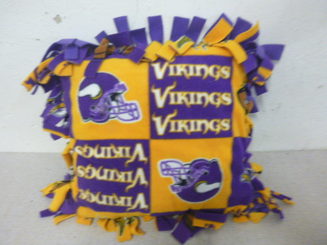 lot 133 image: Vikings Pillow