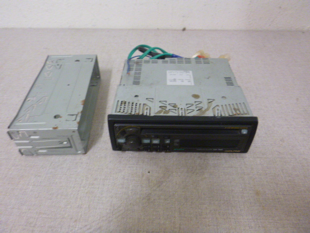 lot 151 image: Alpine CD Stereo Tuner