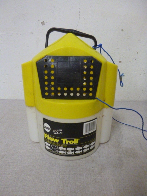 lot 158 image: Frabill Flow Troll Bail Bucket