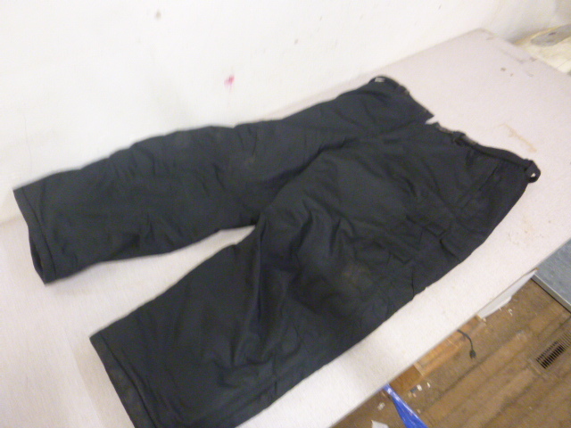 lot 179 image: Insulated Pants