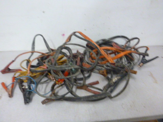 lot 214 image: Miscellaneous Jumper Cables