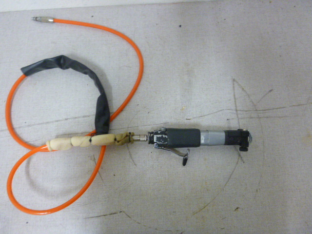 lot 4 image: BTB HDIO Air Auto Glass Tool