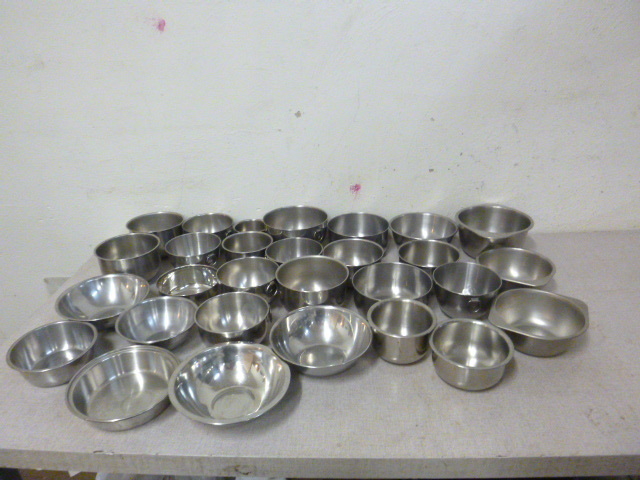 lot 229 image: Miscellaneous Stainless Steel Bowls