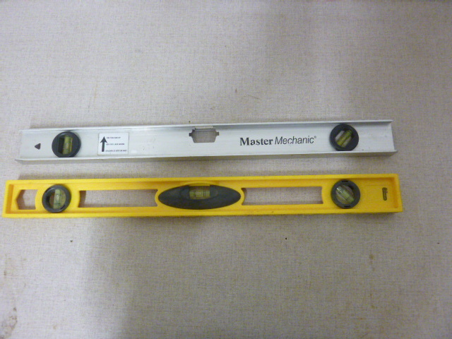 lot 242 image: 2 Levels