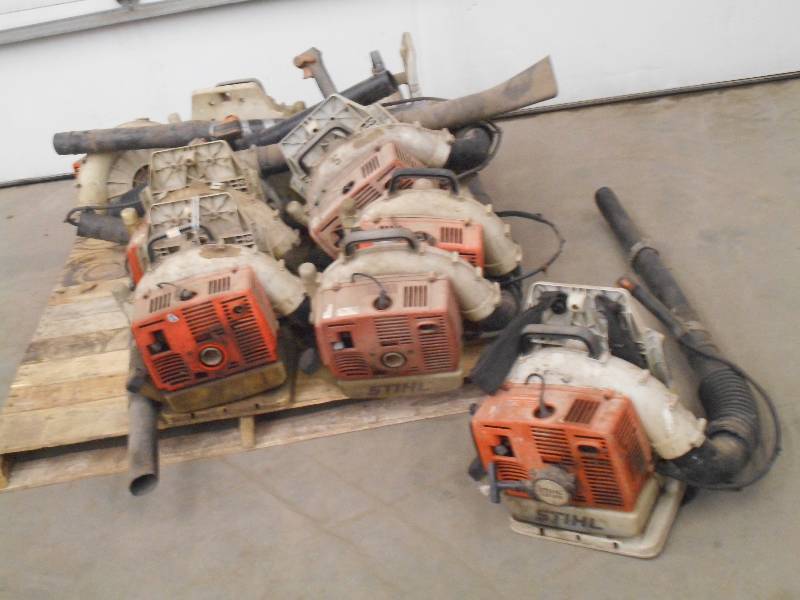 Pallet Lot Of (9) Stihl BR400 Comme... LE Commercial Backpack Blower