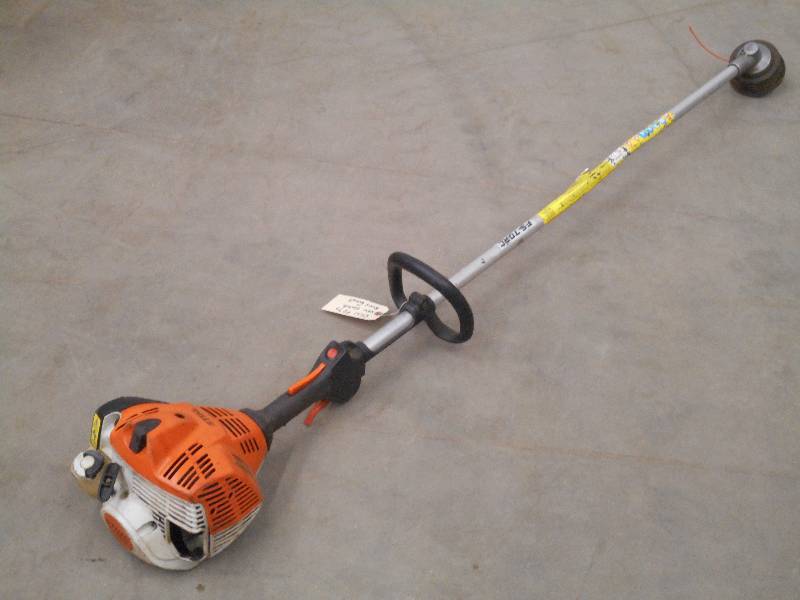 lot 19 image: Stihl FS70 Commercial Grass Trimmer...