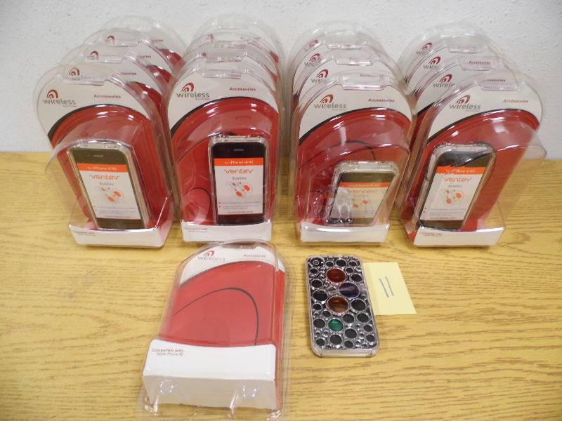 Lot of 17 iPhone Cases