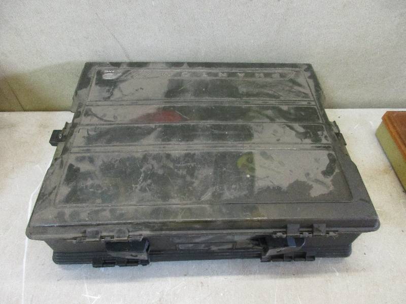 Tackle box and tackle