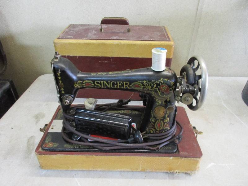 Singer Sewing Machine