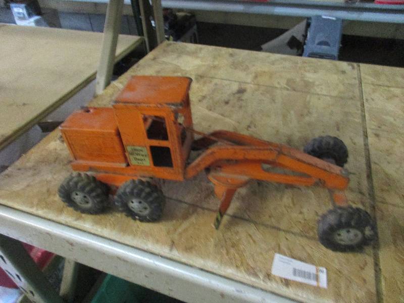 Road Grader
