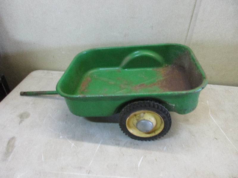 John Deere Tractor trailer