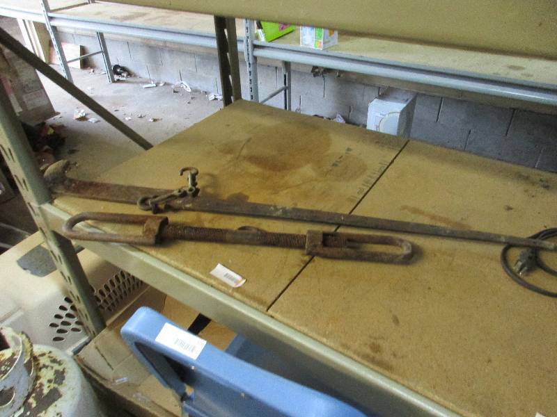 Scale hook turn buckle