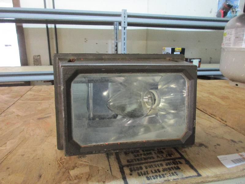 Yard light