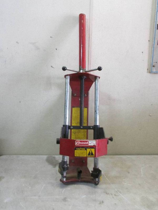 Strut tool